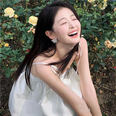 独自夜归的女孩